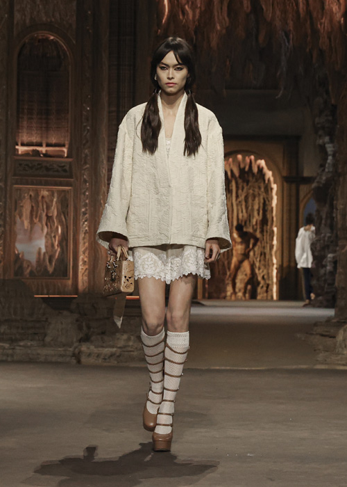 Dior İlkbahar/Yaz 2023: Büyülü Barok