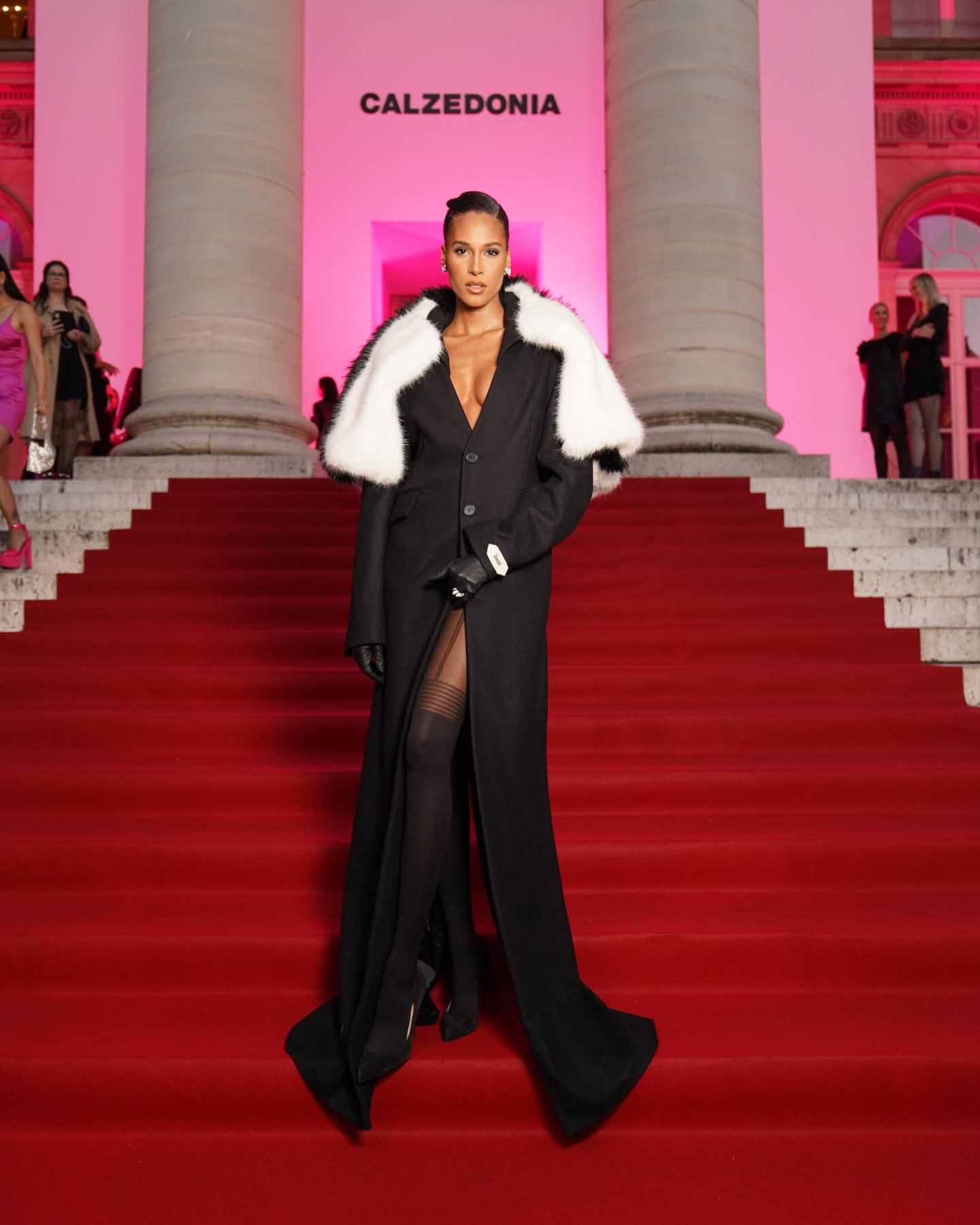 CALZEDOMANIA - A Legs Celebration Paris'te Gerçekleşti