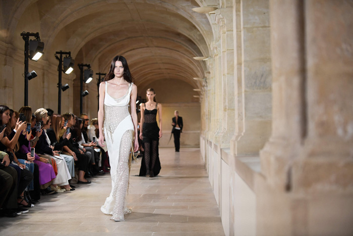 Victoria Beckham İlkbahar/Yaz 2023