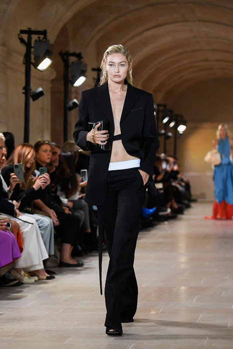 Victoria Beckham İlkbahar/Yaz 2023