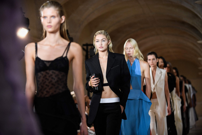 Victoria Beckham İlkbahar/Yaz 2023