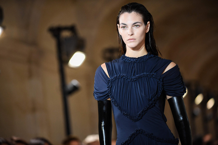 Victoria Beckham İlkbahar/Yaz 2023