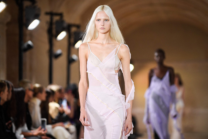 Victoria Beckham İlkbahar/Yaz 2023