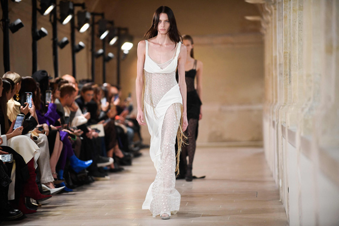 Victoria Beckham İlkbahar/Yaz 2023