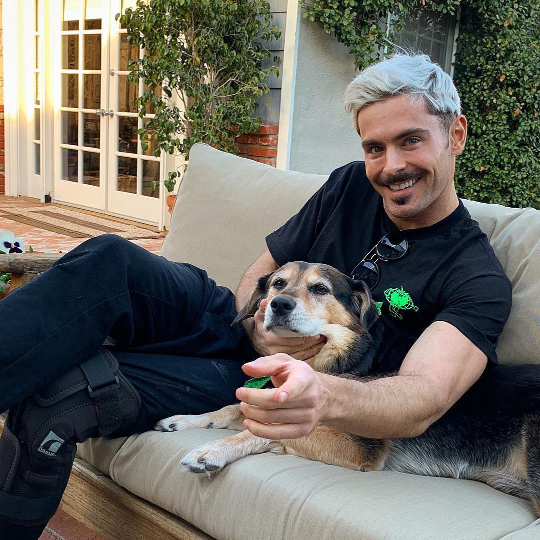 Ünlüler Ve Evcil Hayvanları