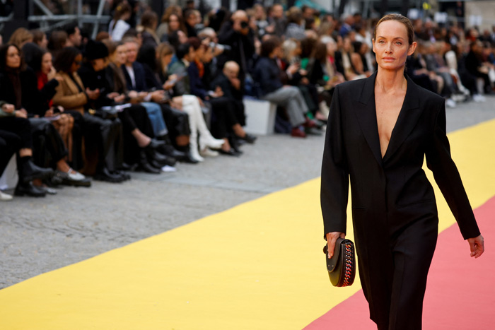 Stella McCartney İlkbahar/Yaz 2023