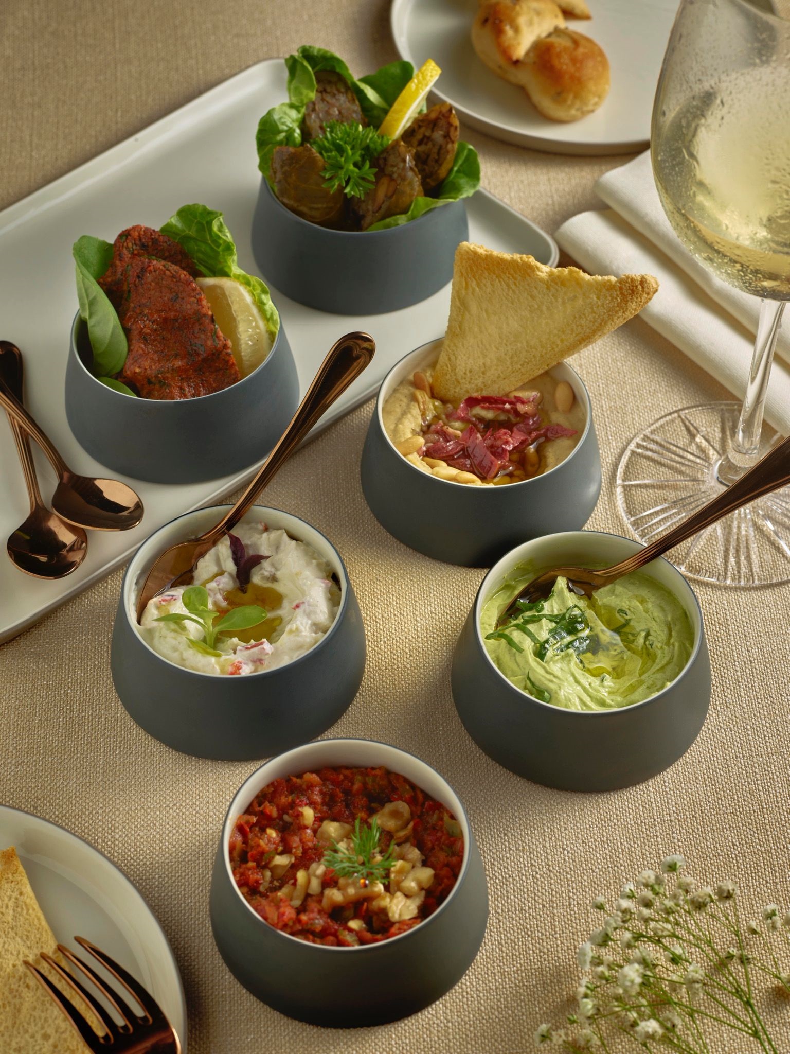 Şehrin Yeni Gastro-Terası; Izaka Terrace