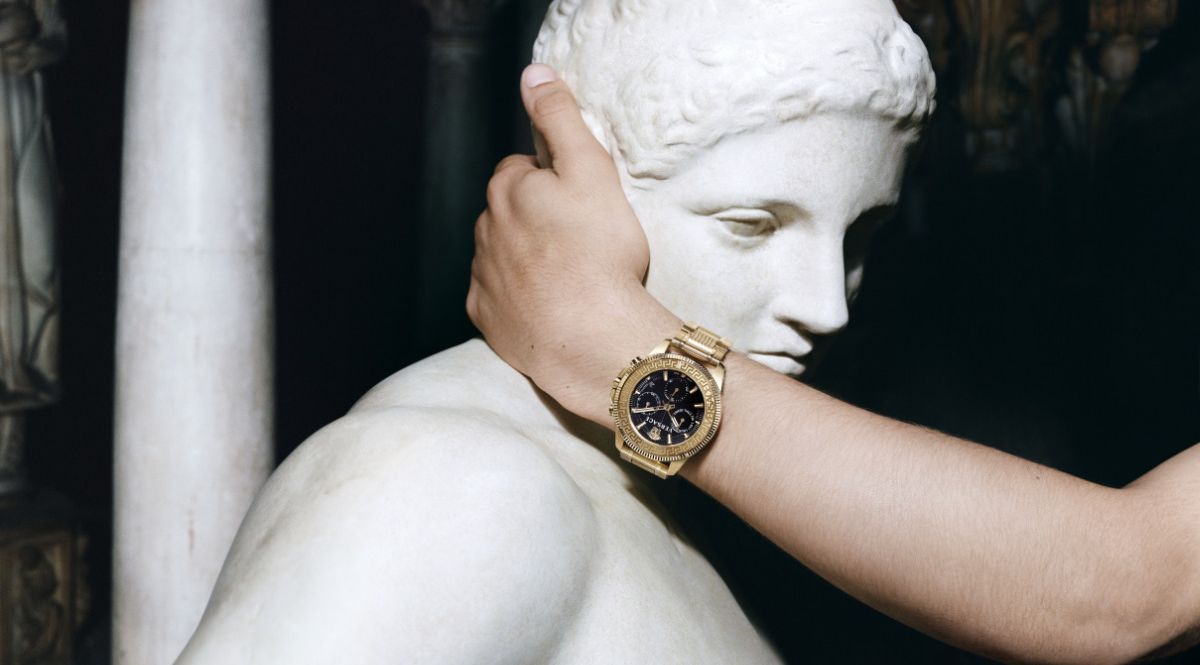 Versace İle Tutku Dolu Saatler