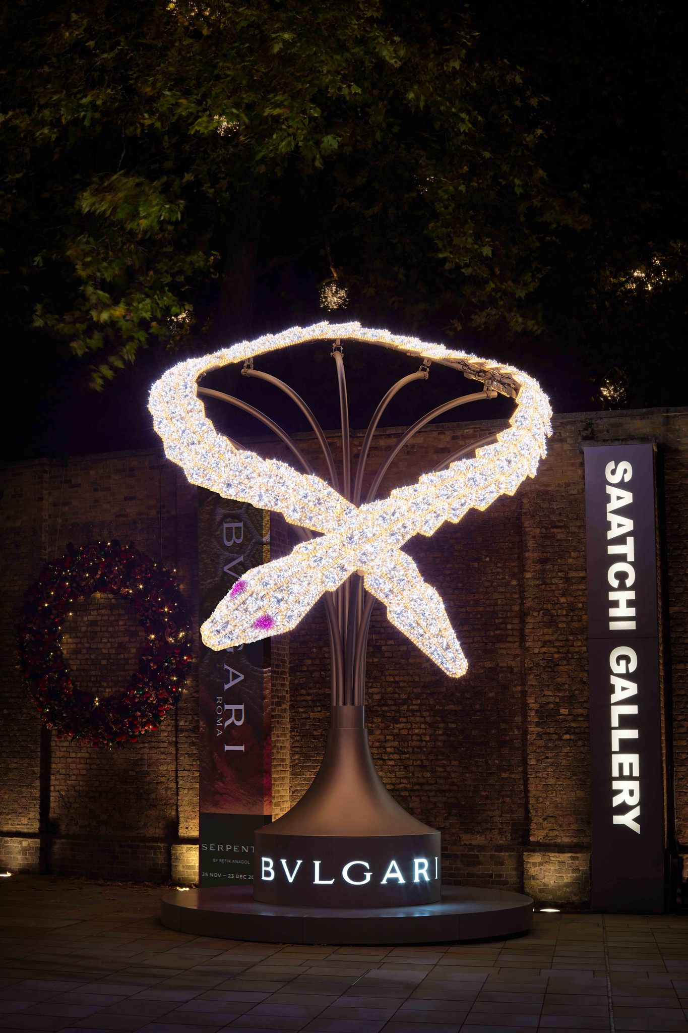 Refik Anadol İle Bulgari Serpenti Metamorfozu