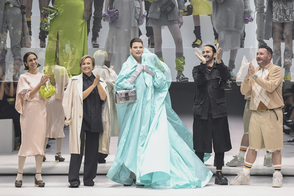 2022'ye Damga Vuran 10 Moda Anı