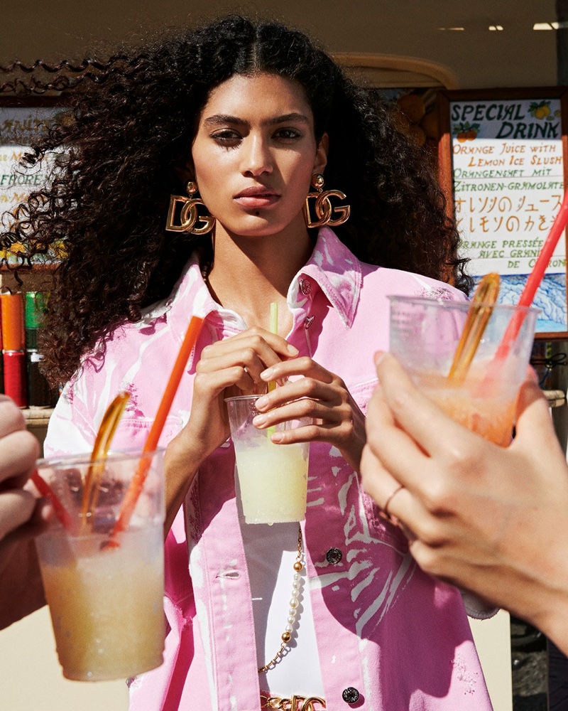 Dolce & Gabbana İle Kırmızı Gelinciğe Övgü