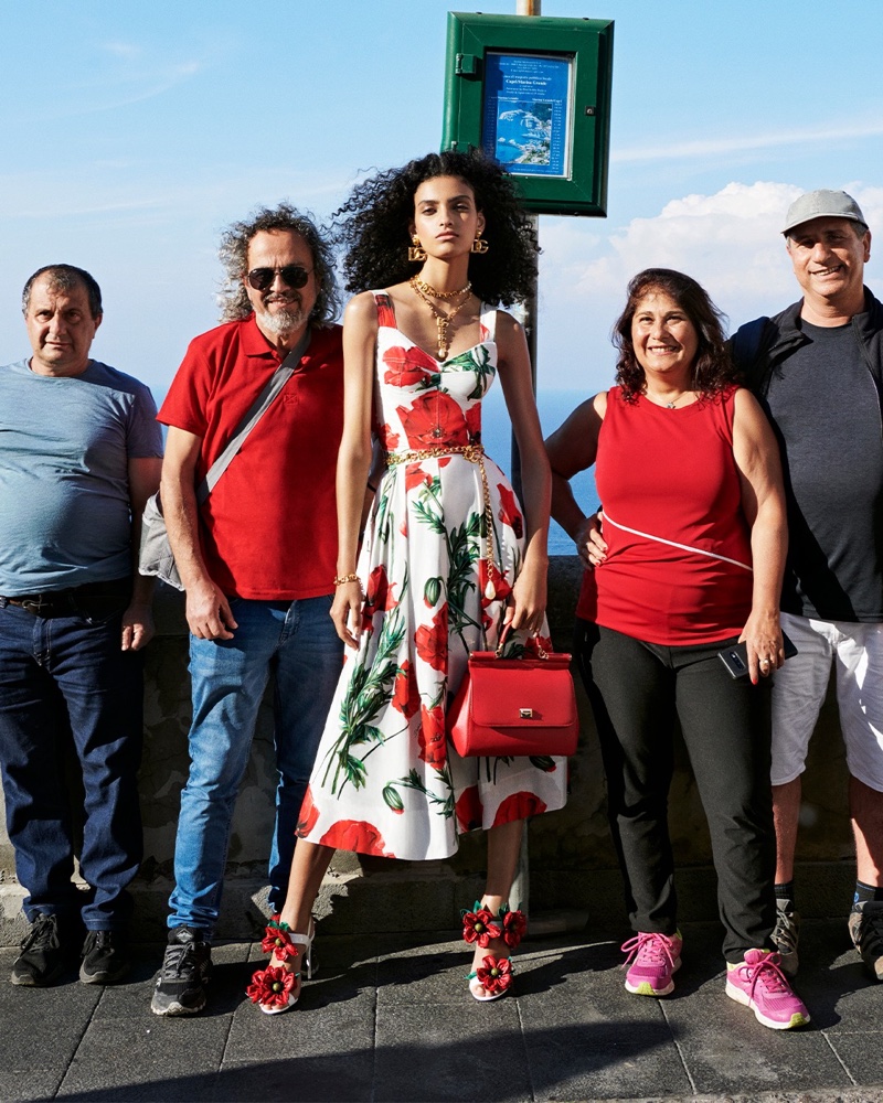 Dolce & Gabbana İle Kırmızı Gelinciğe Övgü