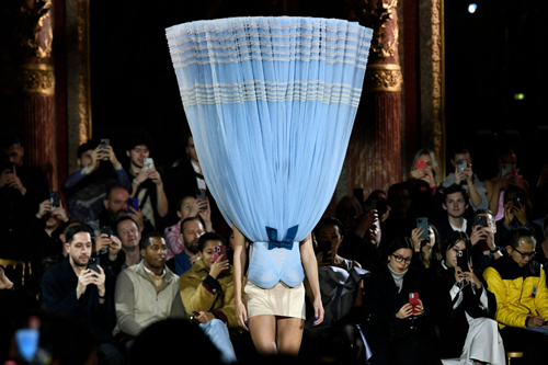 Viktor & Rolf Couture İlkbahar 2023