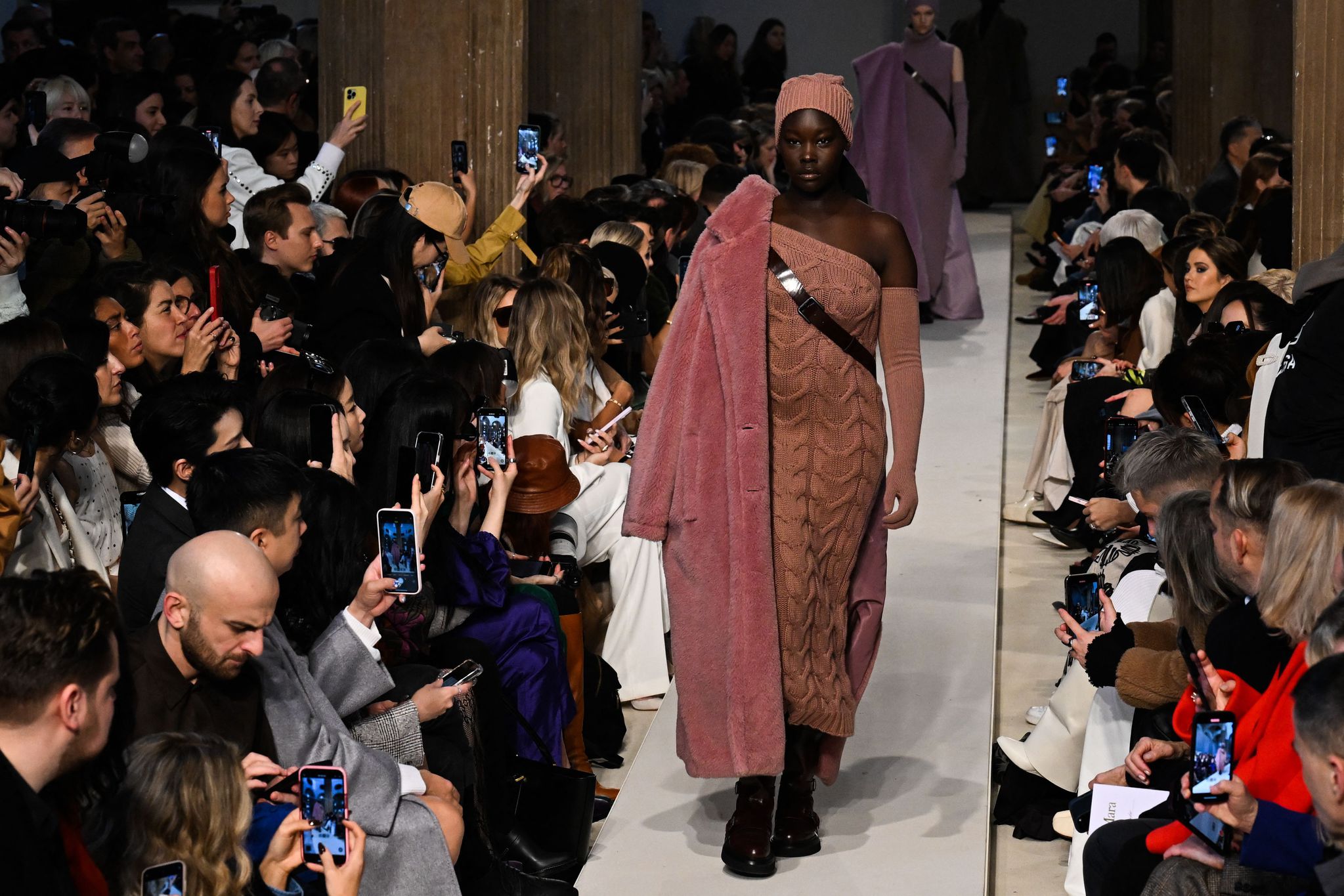 Max Mara Sonbahar/Kış 2023