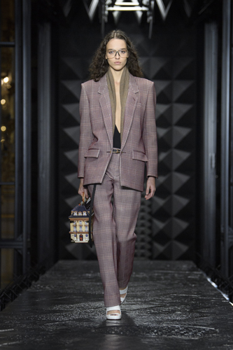 Louis Vuitton Sonbahar/Kış 2023; Bir Fransız (Moda) Hikayesi