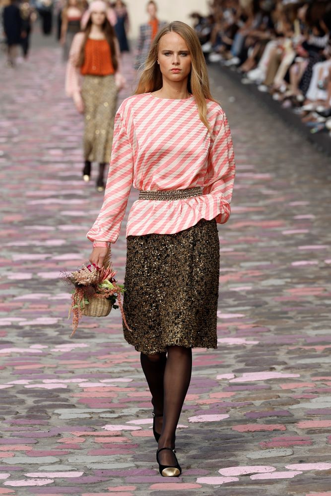 2023-24 Paris Haute Couture Moda Haftası’nda Jane Birkin enerjisi / 1