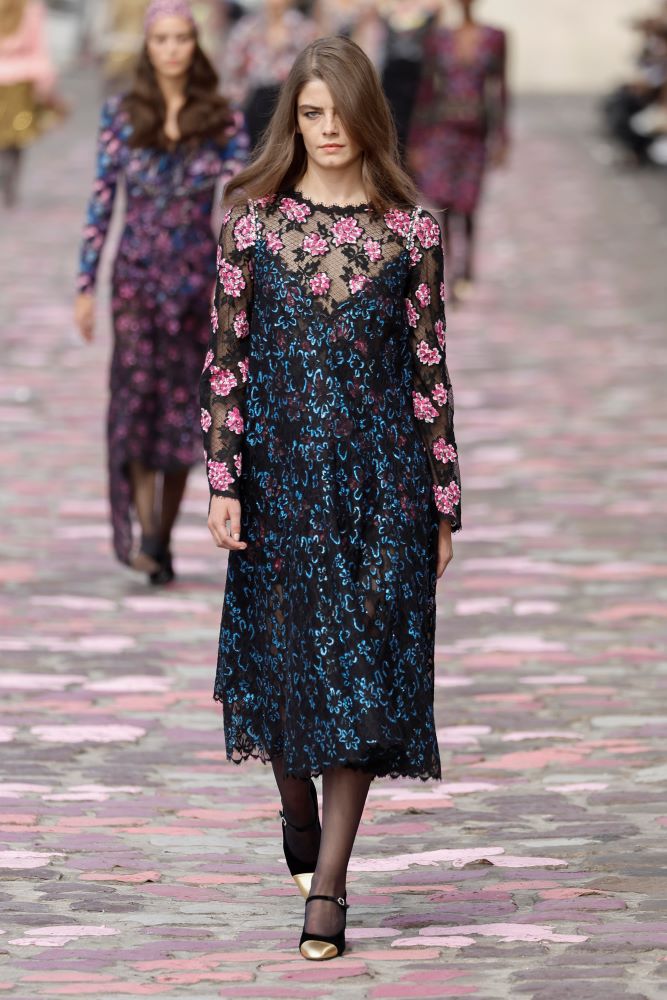 2023-24 Paris Haute Couture Moda Haftası’nda Jane Birkin enerjisi / 11