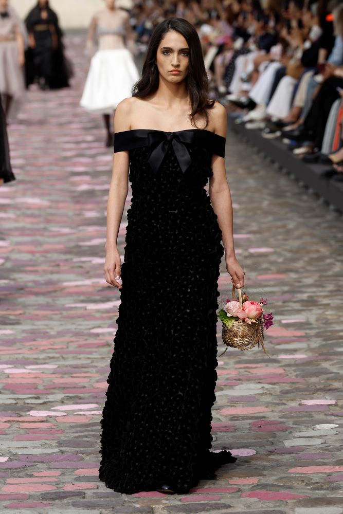 2023-24 Paris Haute Couture Moda Haftası’nda Jane Birkin enerjisi / 5