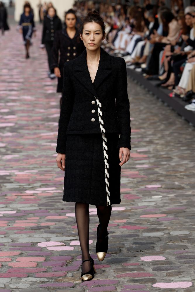 2023-24 Paris Haute Couture Moda Haftası’nda Jane Birkin enerjisi / 2