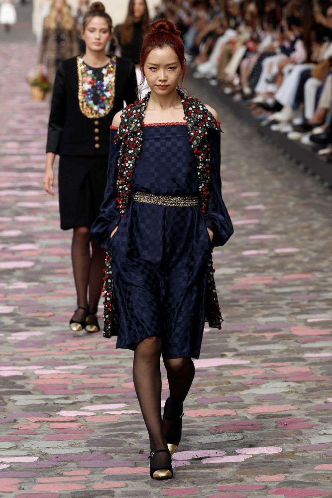 2023-24 Paris Haute Couture Moda Haftası’nda Jane Birkin enerjisi / 3