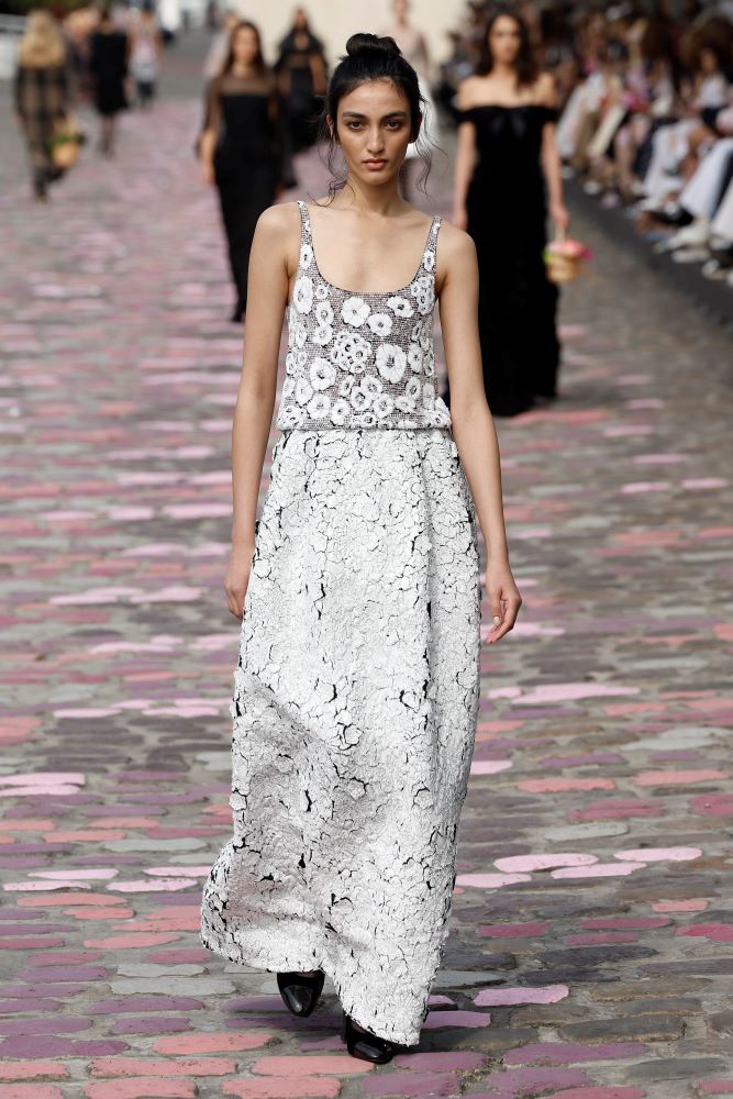 2023-24 Paris Haute Couture Moda Haftası’nda Jane Birkin enerjisi / 9