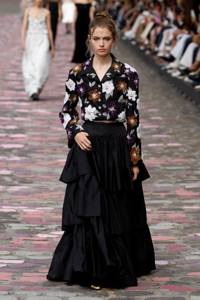 2023-24 Paris Haute Couture Moda Haftası’nda Jane Birkin enerjisi / 8