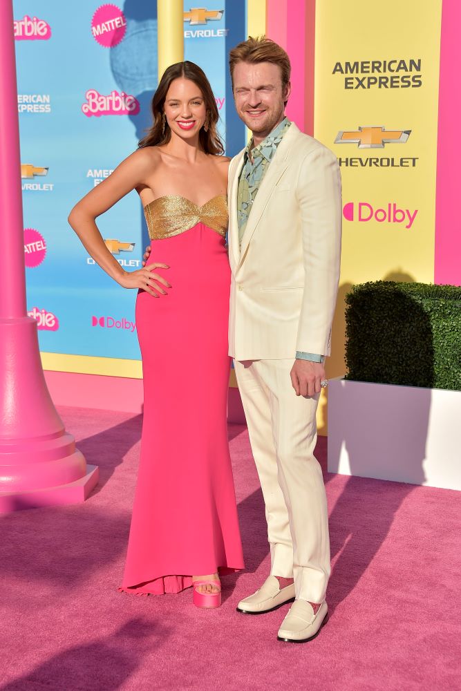 ‘’Barbie’’ Pembe halısında dünya prömiyerini gerçekleştirdi