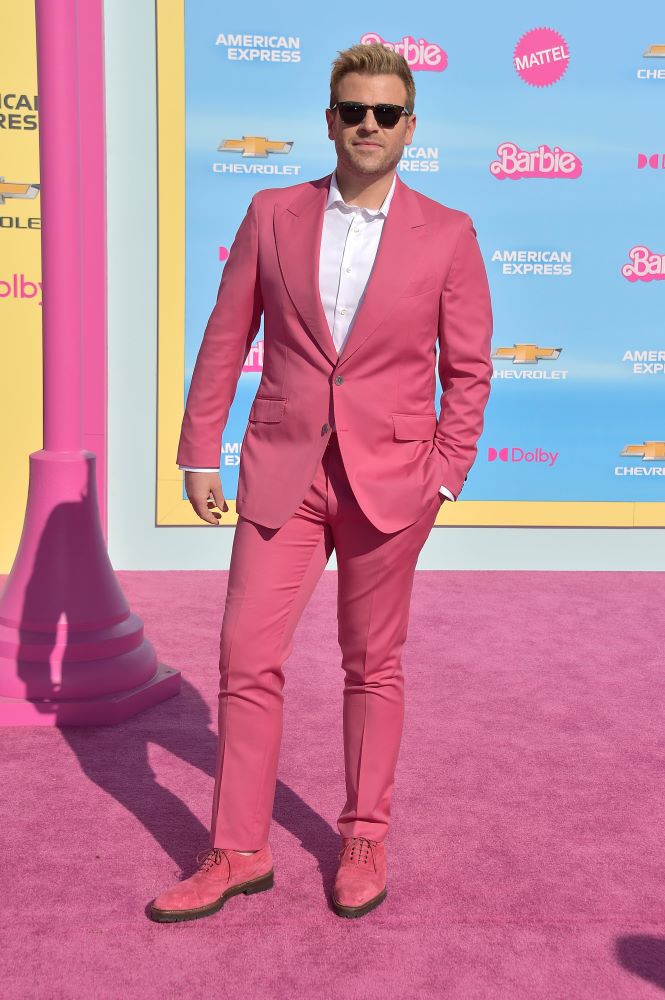 ‘’Barbie’’ Pembe halısında dünya prömiyerini gerçekleştirdi