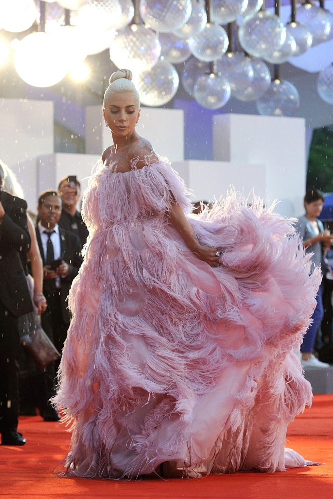 30 Ağustos 2018, Lady Gaga, Valentino Haute Couture