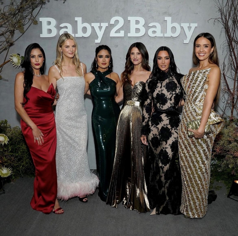 2023 Baby2Baby Galası Kırmızı Halı Görünümleri