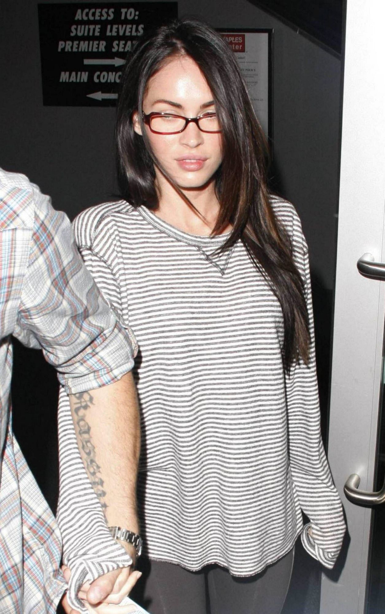 Bir 90’lar Trendi Daha: Sekreter Estetiği