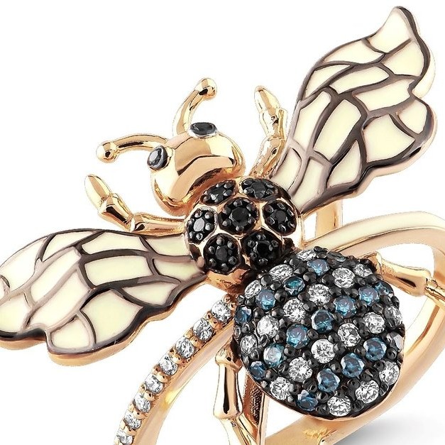 Bee Goddess Mucizeler Işıltısı ‘’Kraliçe Arı’’ Koleksiyonunu Sunuyor