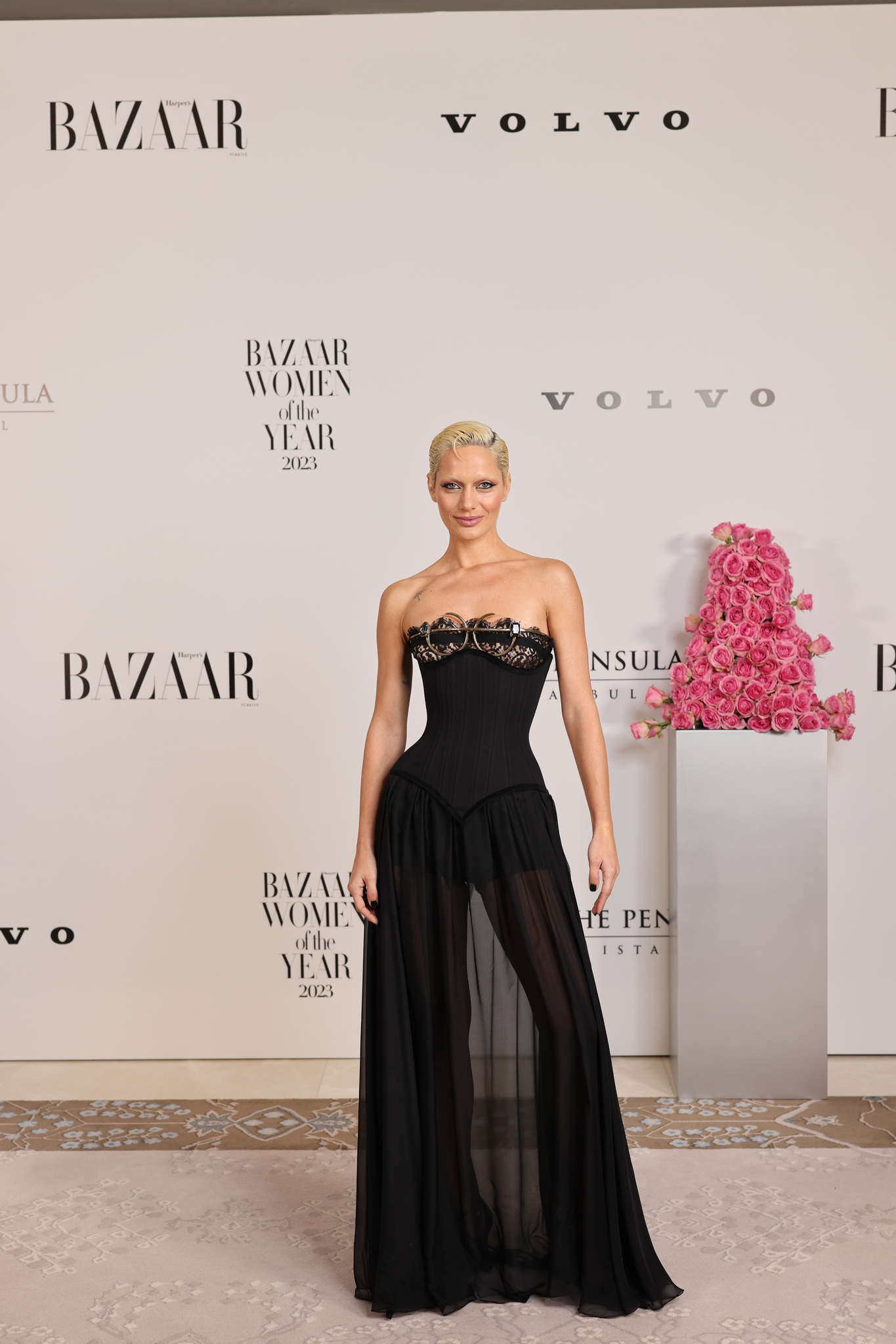 Women of the Year 2023 Gecesinin Şıkları