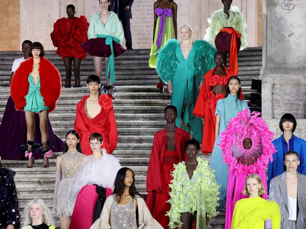 Valentino-haute-couture-defilesini-iptal-etti
