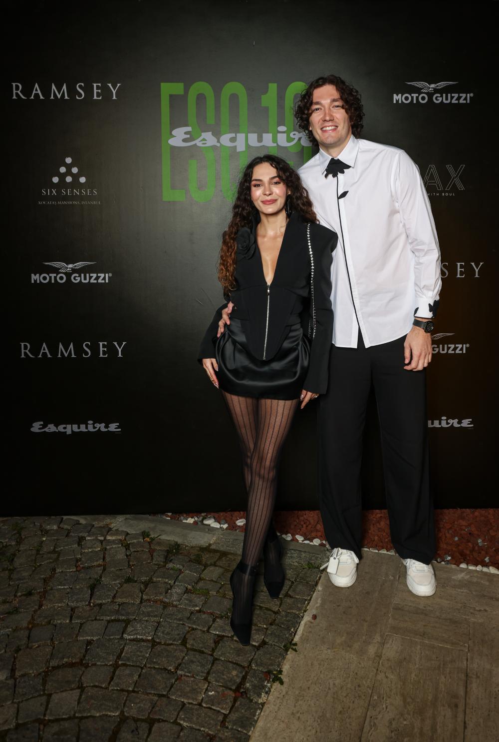 Ebru Şahin - Cedi Osman