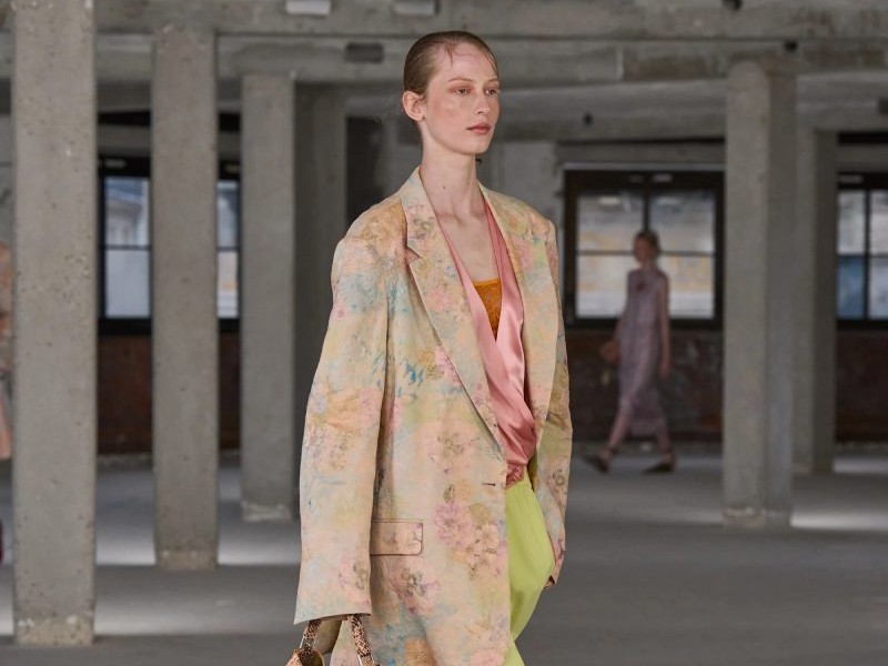 Dries Van Noten 2025 İlkbahar/Yaz Koleksiyonu