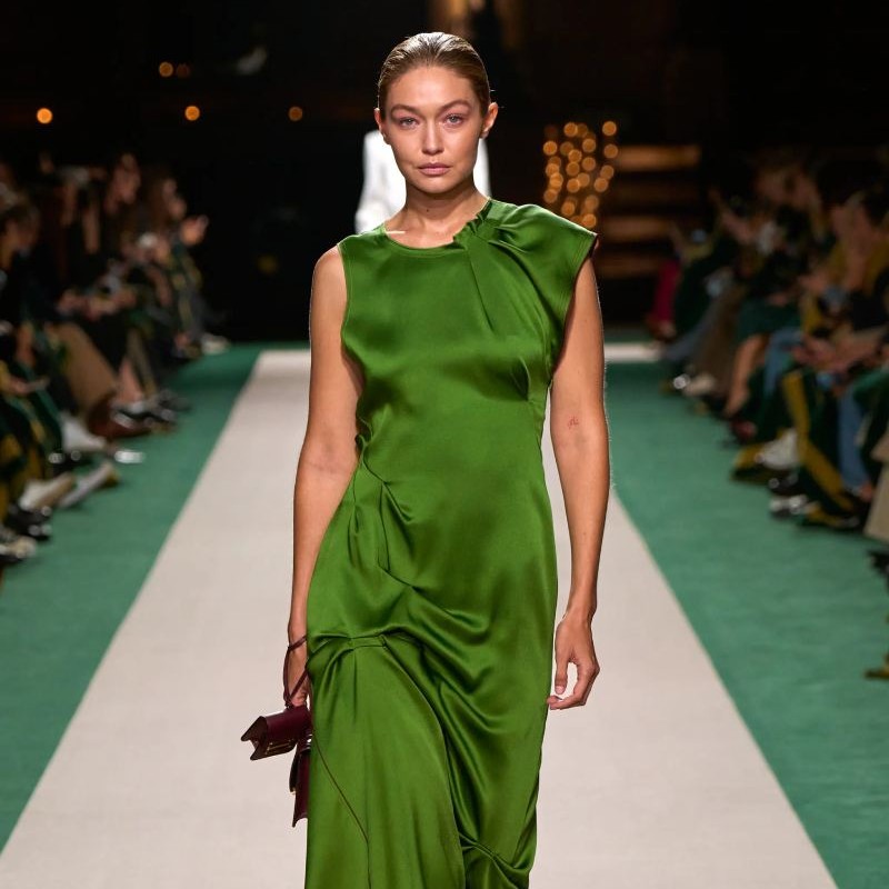 Victoria Beckham 2025 İlkbahar/Yaz Koleksiyonu