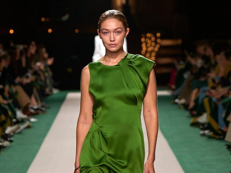 Victoria Beckham 2025 İlkbahar/Yaz Koleksiyonu