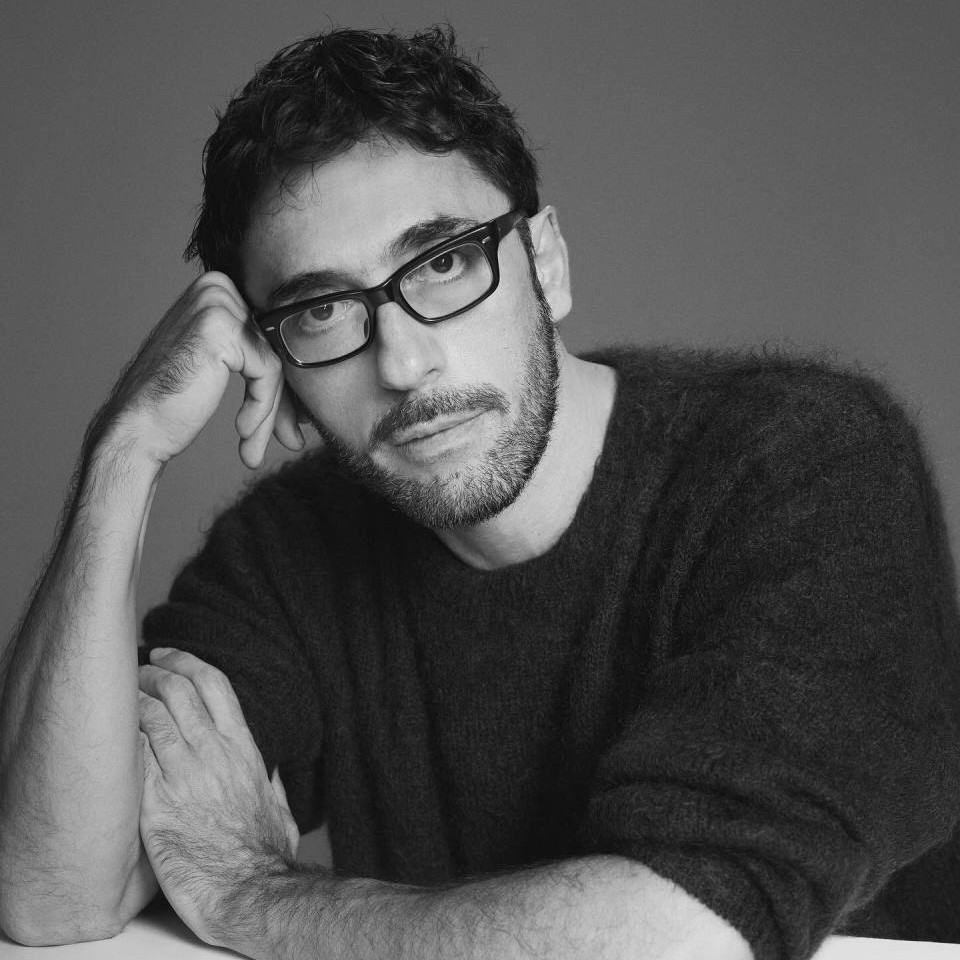 Alberta Ferretti'nin Yeni Kreatif Direktörü Lorenzo Serafini