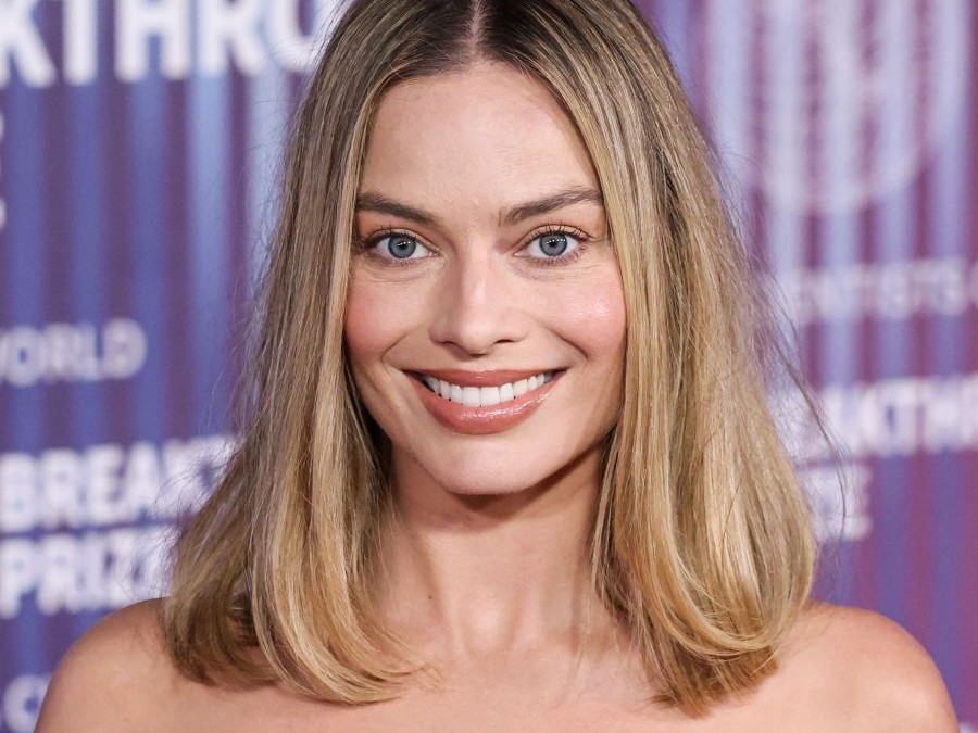 Margot Robbie Doğum Yaptı