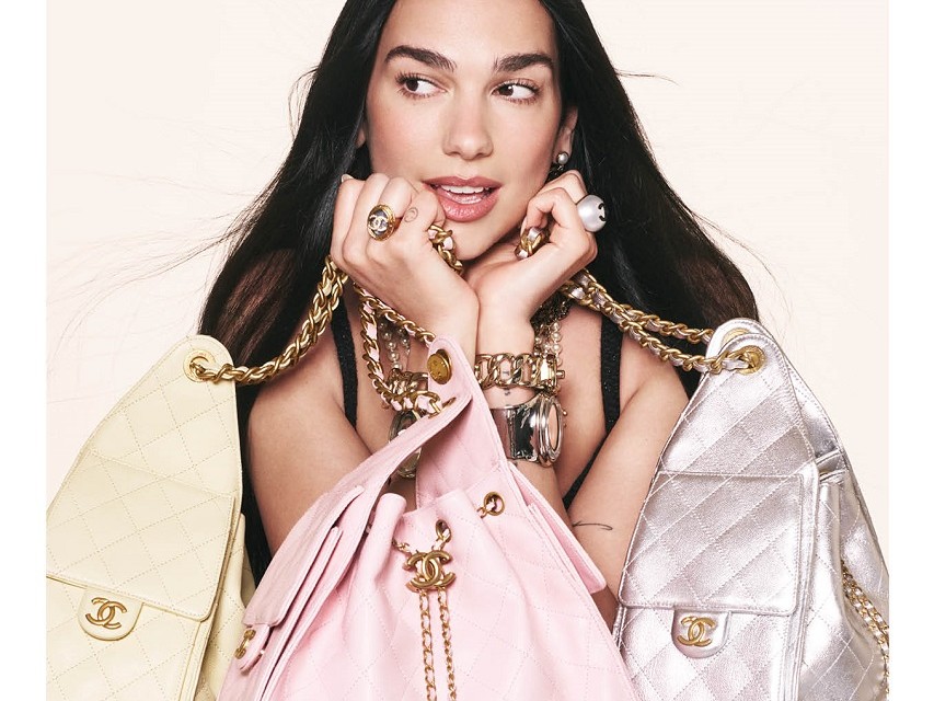 Dua Lipa Chanel Ailesine Katılıyor