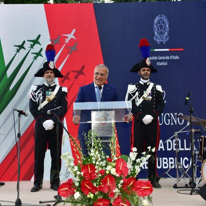 Venedik Sarayı’nda Kutlama