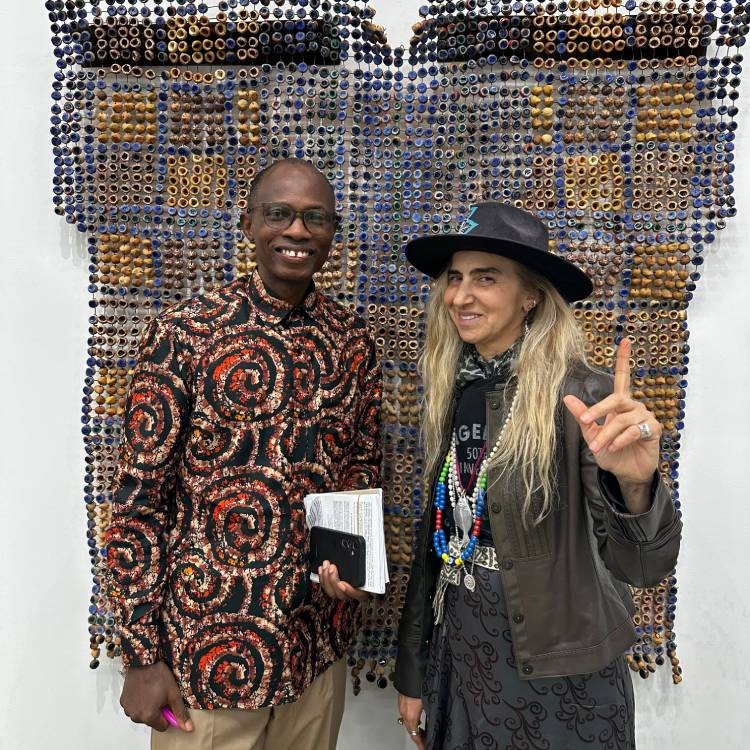 Artistik Portreler: Ozioma Onuzulike