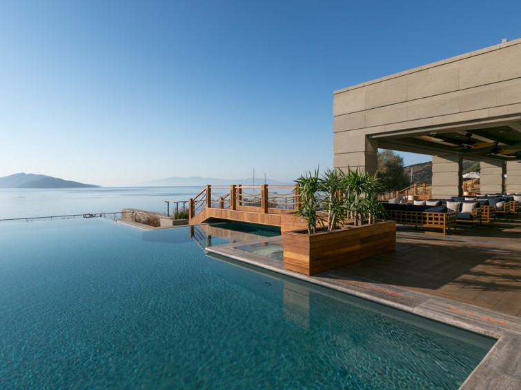 Bodrum’da Yepyeni Bir Caresse Deneyimi