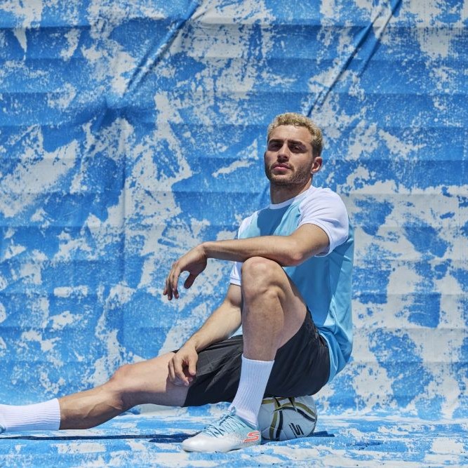 Skechers Sahanın Kontrolünü Ele Alıyor