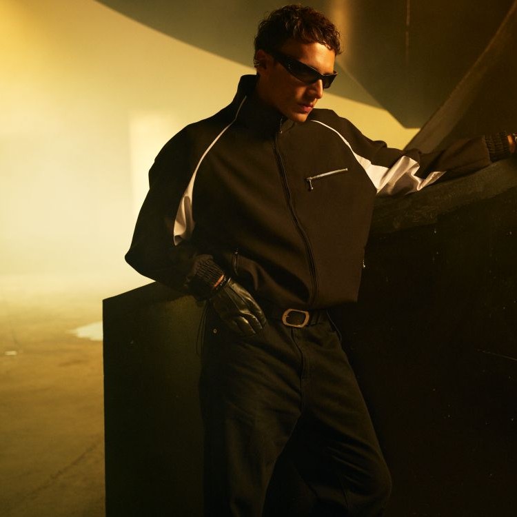 Asi Ruhlara Özel Kapsül Koleksiyon