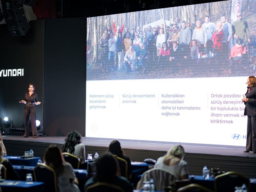 Kadın Sürücüler Direksiyona Daha Güvenle Geçiyor