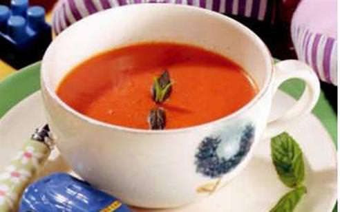 Domatesli etli sebze çorbası