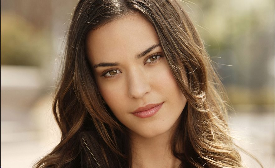 Yaşlandıkça yüze gençliği veren dolgunluk