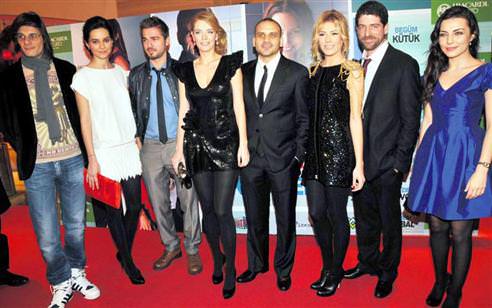 'Romantik Komedi'ye yıldızlı gala!